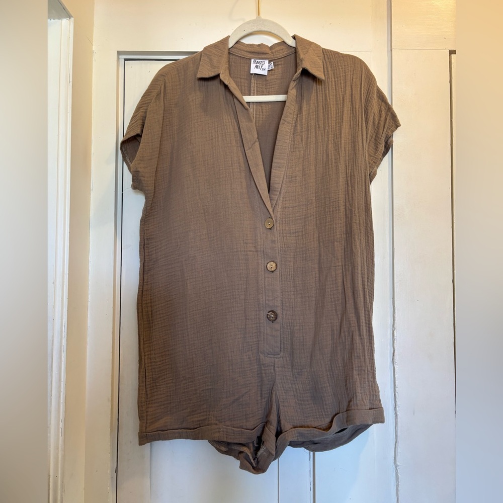 Princess Polly beige romper